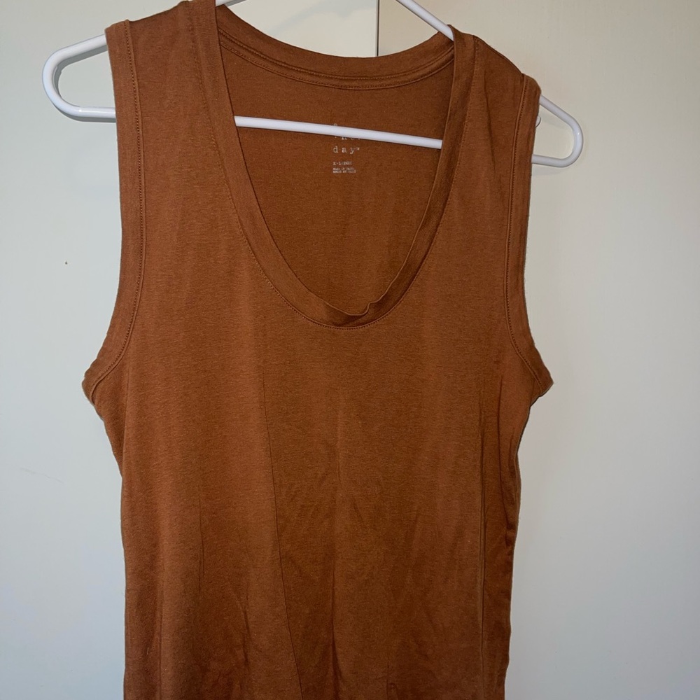 4 pack of tank tops